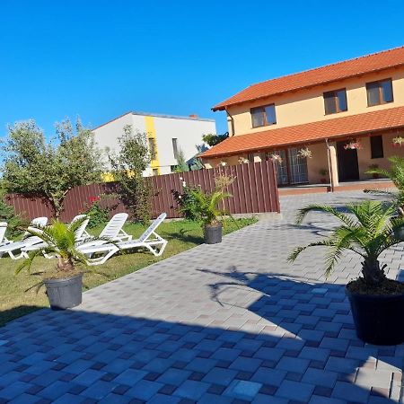 Casa Sannicolau Bed & Breakfast Sinnicolau Mare Luaran gambar