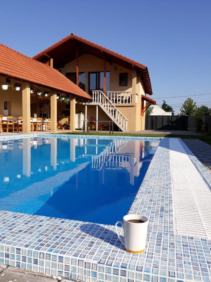 Casa Sannicolau Bed & Breakfast Sinnicolau Mare Luaran gambar