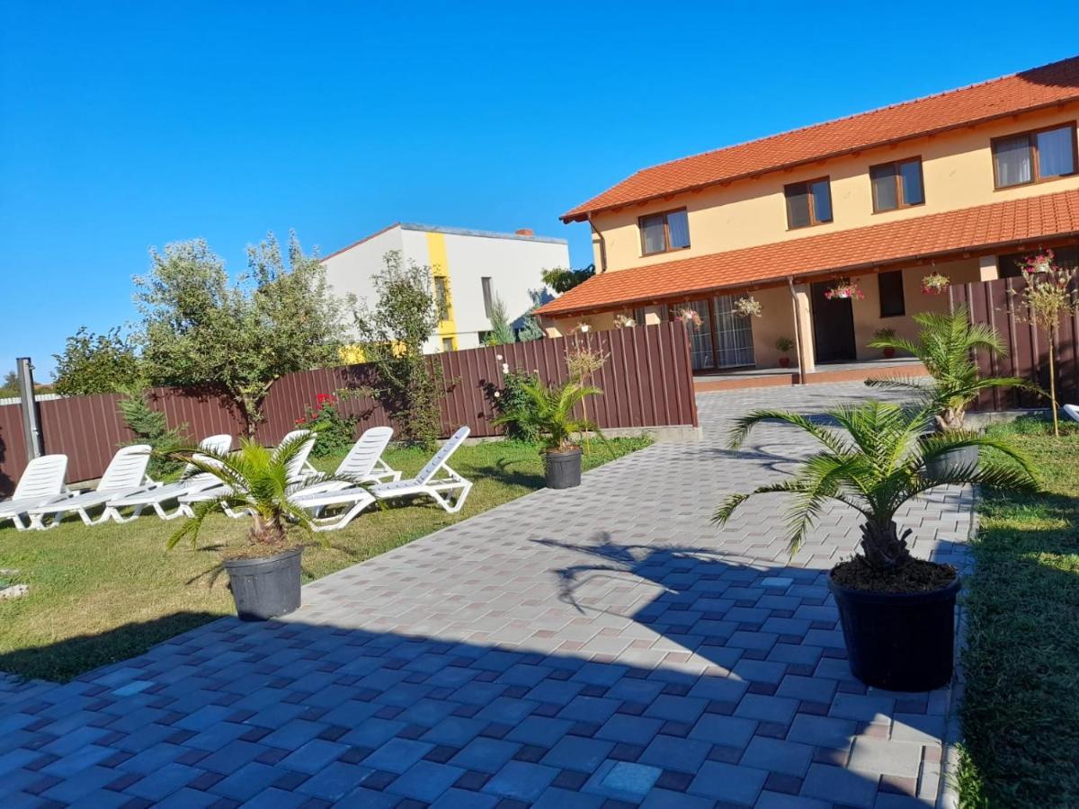 Casa Sannicolau Bed & Breakfast Sinnicolau Mare Luaran gambar